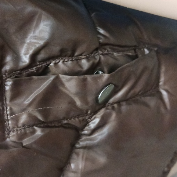 Vest - Picture 3 of 7